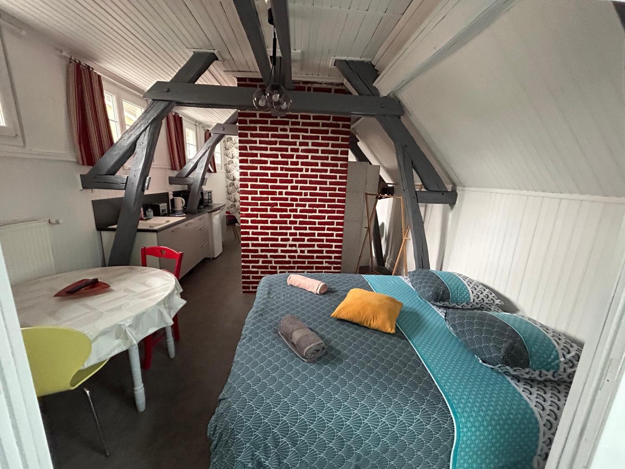 Home Preize 2 Troyes Zewnętrze zdjęcie